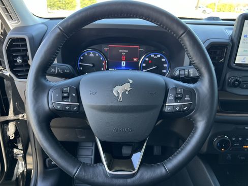 Used 2022 Ford Bronco Sport Outer Banks w/ Tech Package image 16