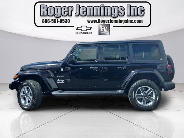 Used 2021 Jeep Wrangler Unlimited Sahara w/ Dual Top Group AWD/4WD image 2