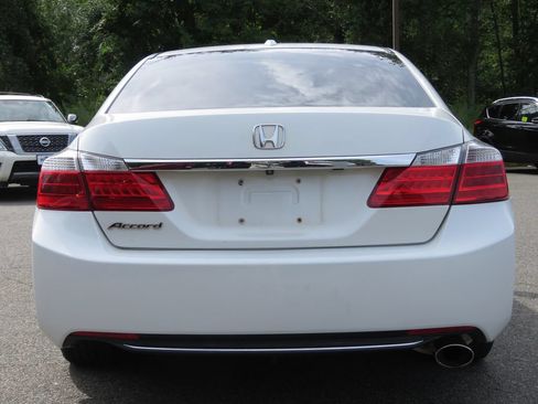 Used 2015 Honda Accord EX-L image 6