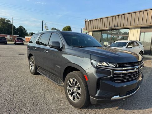 Used 2022 Chevrolet Tahoe LT w/ LT Signature Plus Package RWD image 5
