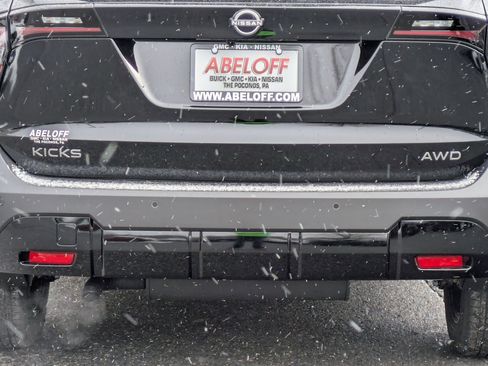 New 2026 Nissan Kicks SV image 22