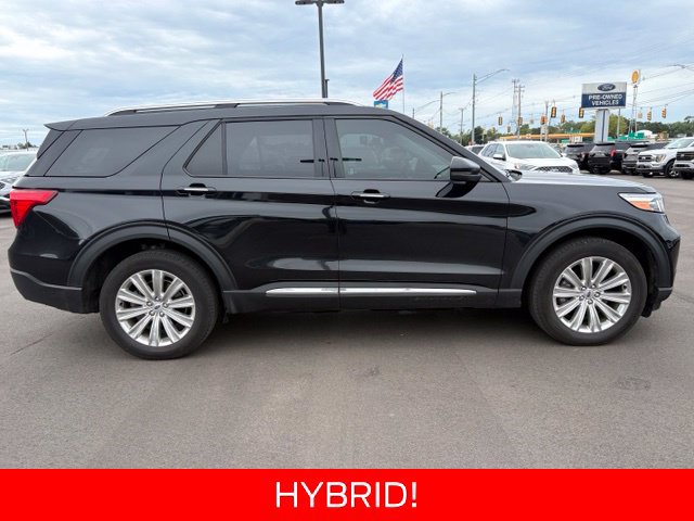 Certified 2023 Ford Explorer Limited AWD/4WD image 2