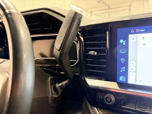 Certified 2024 Chevrolet Silverado 1500 LT image 18