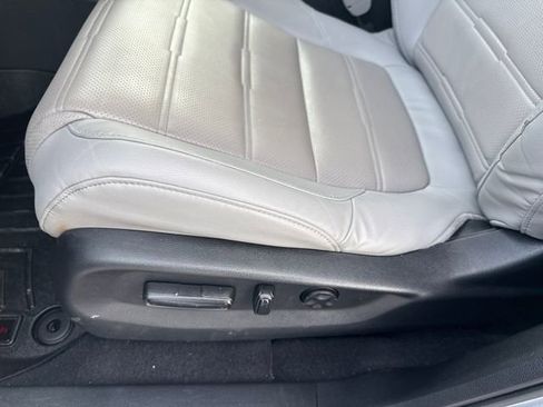 Used 2019 Honda CR-V EX-L image 12