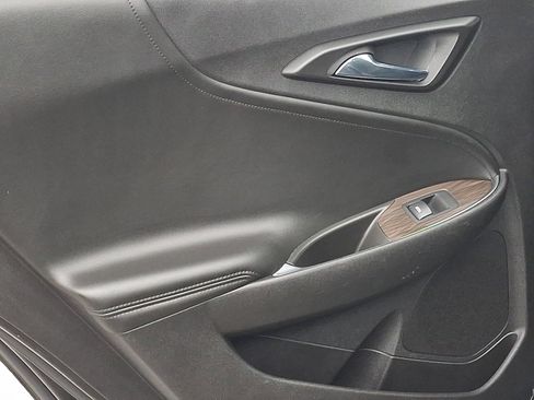 Used 2017 Chevrolet Malibu Premier w/ Premier Sun and Wheel Package image 13