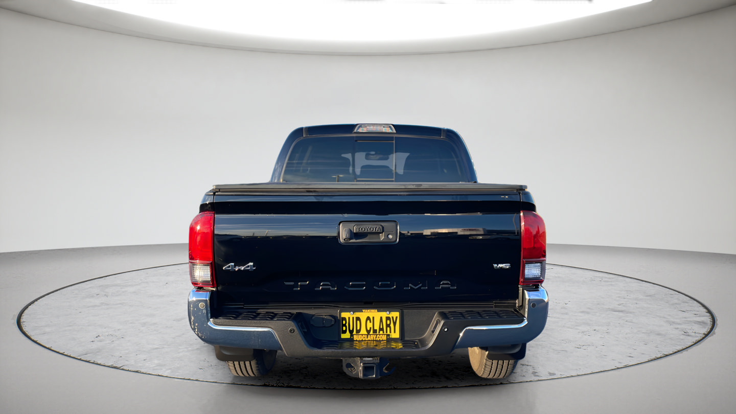 Certified 2019 Toyota Tacoma SR5 AWD/4WD image 4