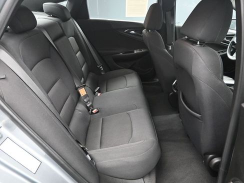Used 2024 Chevrolet Malibu LT image 36