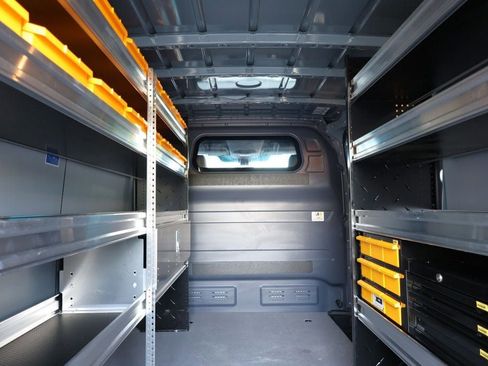 Used 2024 Mercedes-Benz Sprinter 2500 image 22