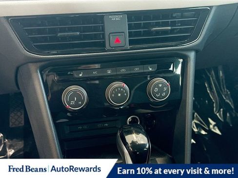New 2026 Volkswagen Taos S AWD/4WD image 9