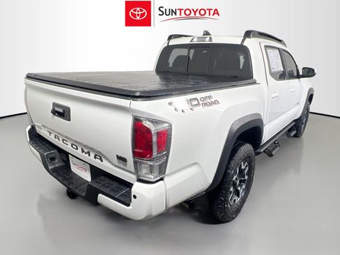 Used 2023 Toyota Tacoma TRD Off-Road image 4