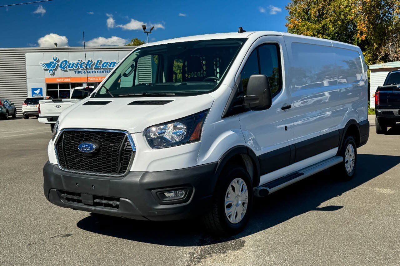Used 2025 Ford Transit 250 Low Roof w/ Exterior Upgrade Package RWD image 7