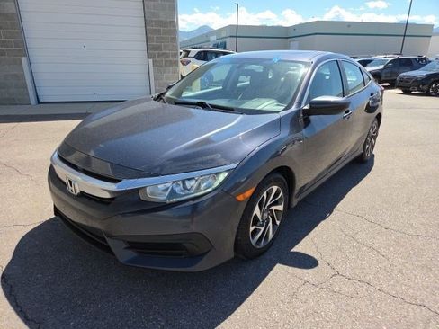Used 2018 Honda Civic EX image 8
