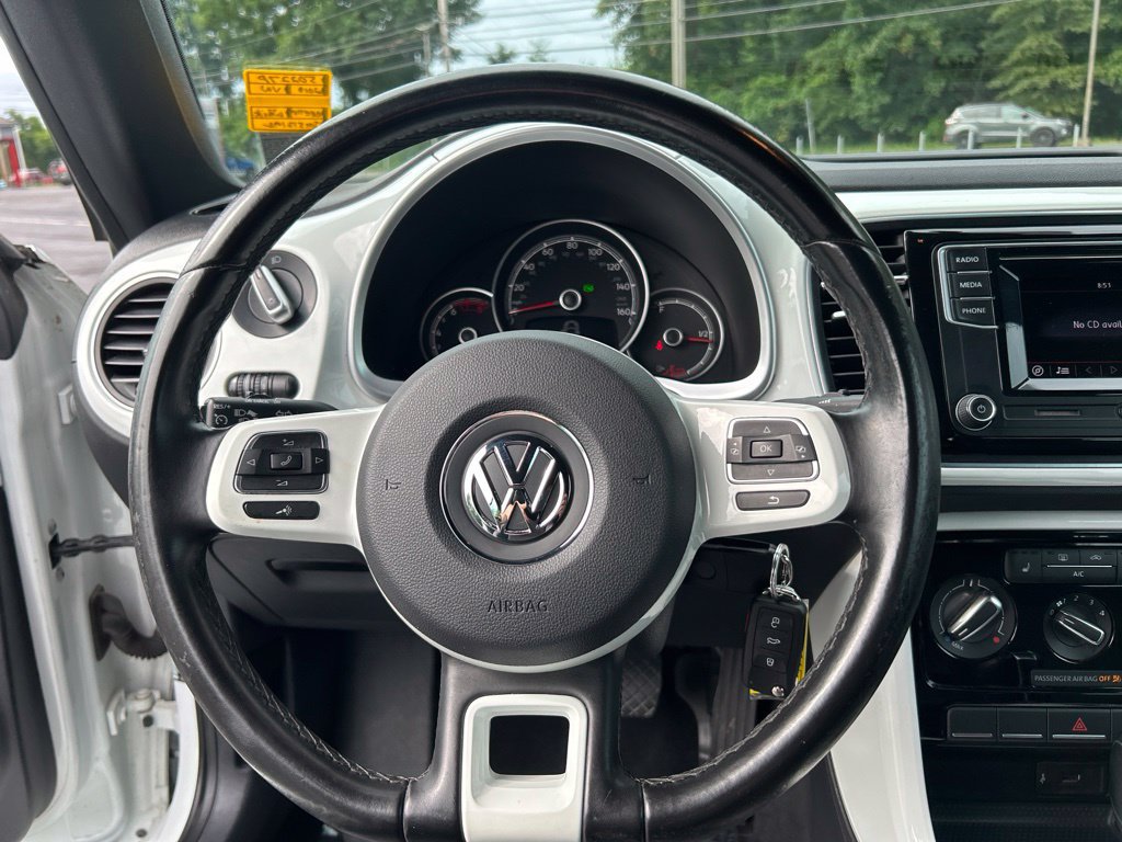 Used 2018 Volkswagen Beetle 2.0T S FWD image 20