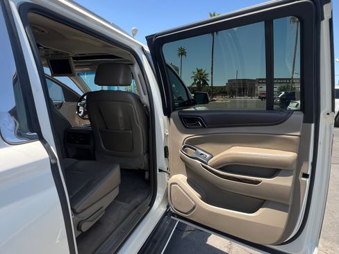 Used 2015 GMC Yukon XL SLT w/ Open Road Package image 22