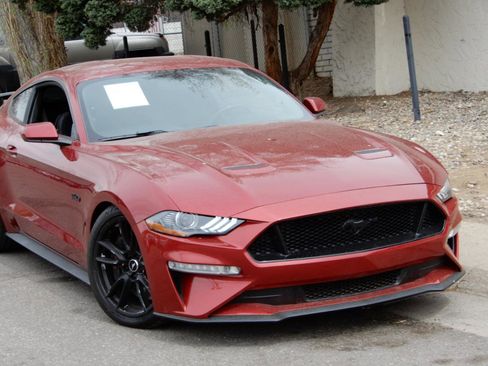 Used 2018 Ford Mustang GT w/ GT Performance Package RWD image 2