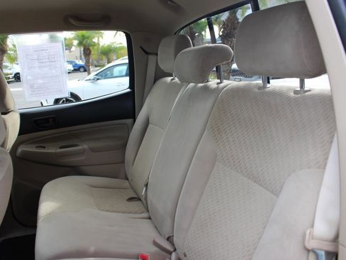 Used 2011 Toyota Tacoma 4x4 Double Cab image 31