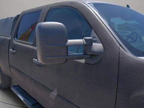 Used 2014 GMC Sierra 2500 Denali image 4