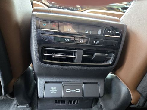 Certified 2024 Acura MDX SH-AWD w/ Technology Package image 16