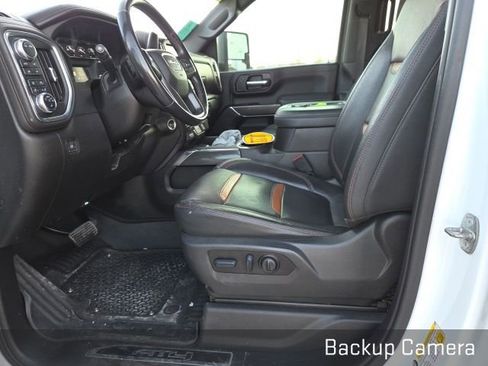 Used 2022 GMC Sierra 2500 AT4 image 9