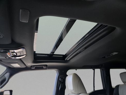 Certified 2025 Lexus GX 550 AWD/4WD image 30
