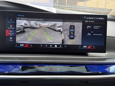 Used 2025 BMW i7 M70 AWD/4WD image 28