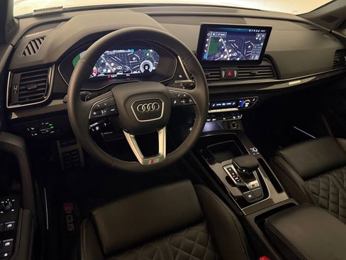 Certified 2024 Audi SQ5 Premium Plus AWD/4WD image 4
