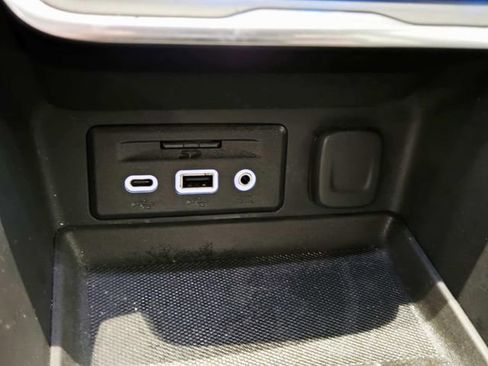 Used 2019 GMC Terrain SLT w/ Preferred Package image 25