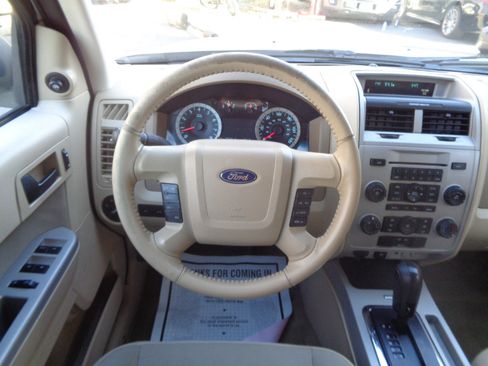 Used 2012 Ford Escape XLT image 25