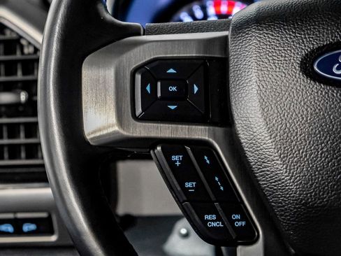 Used 2022 Ford F450 Platinum w/ FX4 Off-Road Package image 17