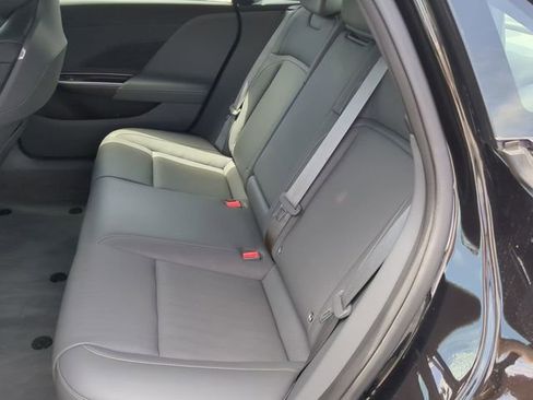 Used 2024 Lucid Air Pure RWD image 17