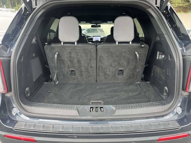Certified 2023 Ford Explorer ST-Line w/ Class IV Trailer Tow Package RWD image 12