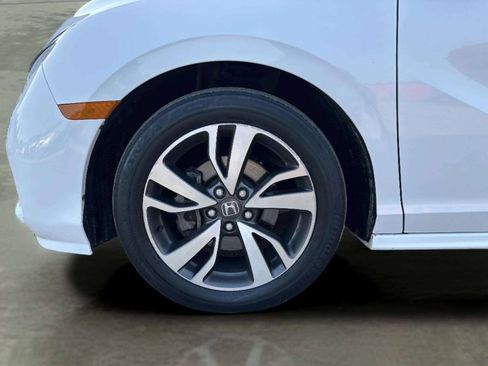 Used 2021 Honda Odyssey Touring image 9