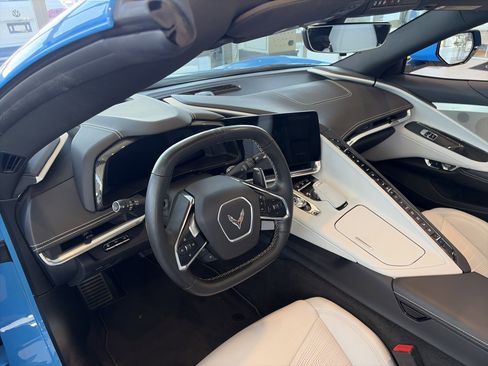 Used 2020 Chevrolet Corvette Stingray Preferred Cpe w/ 2LT Preferred Equipment Group RWD image 71