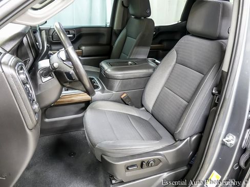 Used 2021 Chevrolet Silverado 1500 RST w/ Convenience Package II image 10