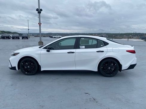 New 2026 Toyota Camry Hybrid AWD/4WD image 7