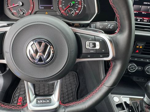 Used 2021 Volkswagen Jetta GLI image 31