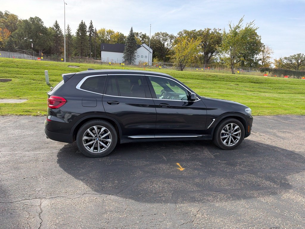 Used 2018 BMW X3 xDrive30i w/ Executive Package AWD/4WD image 18