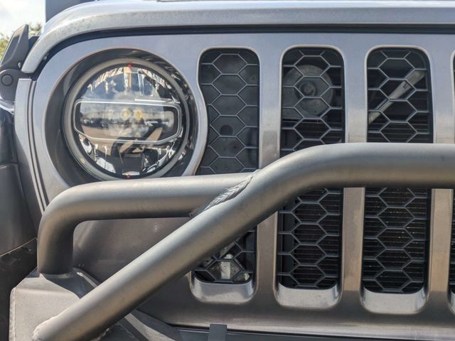 Used 2020 Jeep Gladiator Sport w/ Quick Order Package 24S AWD/4WD image 10