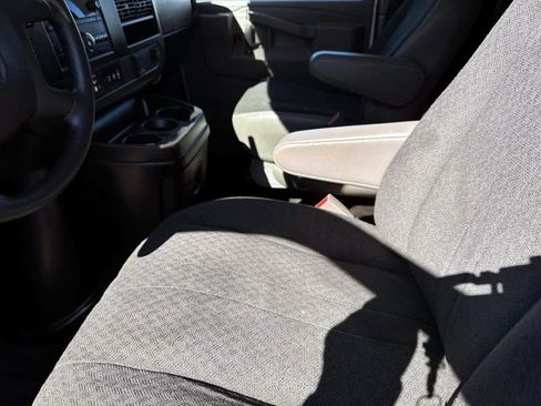 Used 2024 Chevrolet Express 2500 w/ Driver Convenience Package image 15