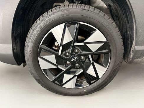 Used 2025 Hyundai Kona SEL AWD/4WD image 35