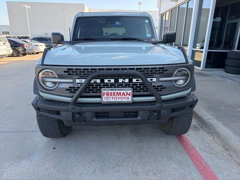 Used 2022 Ford Bronco Badlands w/ Sasquatch Package AWD/4WD image 3