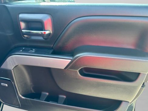 Used 2017 Chevrolet Silverado 1500 LTZ Z71 w/ LTZ Plus Package AWD/4WD image 30