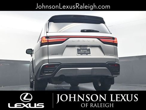 Used 2023 Lexus LX 600 4WD w/ Appearance Package image 19