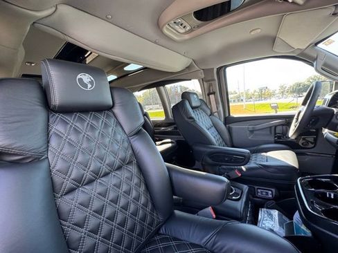 New 2025 Chevrolet Express 2500 Extended w/ Driver Convenience Package image 20