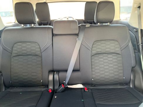 Used 2025 Nissan Pathfinder SV image 41