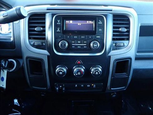 Used 2016 RAM 2500 Tradesman w/ Chrome Appearance Group image 13