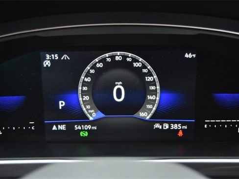 Used 2022 Volkswagen Tiguan SE image 12