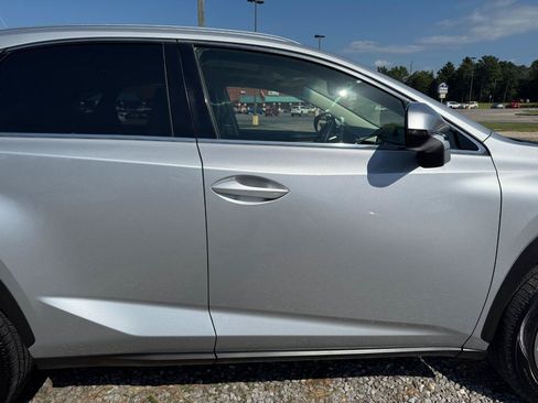 Used 2016 Lexus NX 200t FWD w/ Luxury Package image 8