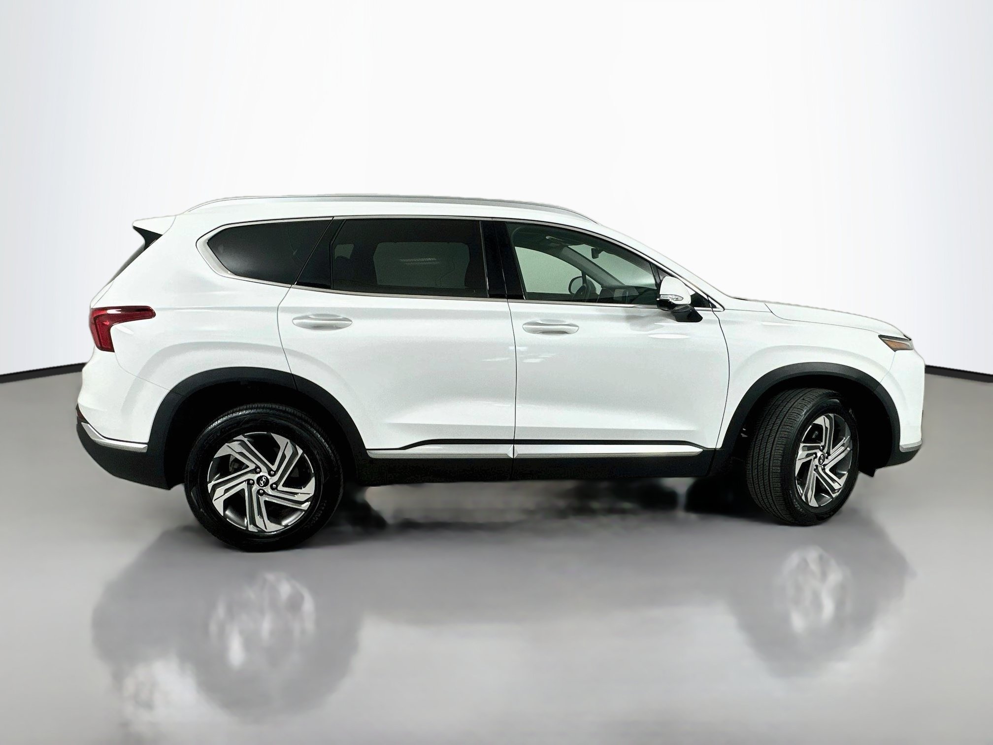 Certified 2023 Hyundai Santa Fe SEL w/ Premium Package AWD/4WD image 8