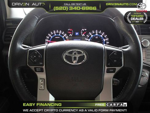 Used 2017 Toyota 4Runner SR5 Premium image 10